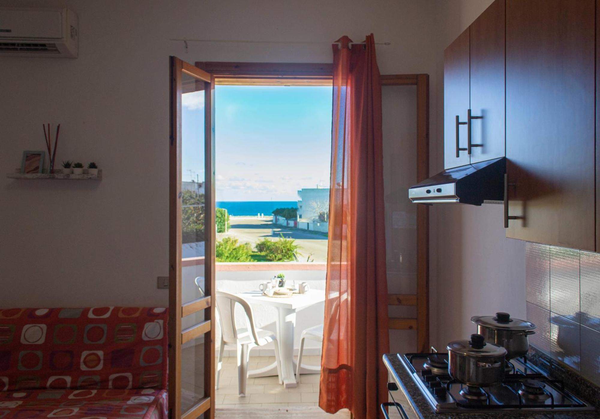 Residence Tre Palme - Localo Torre dell'Orso Buitenkant foto